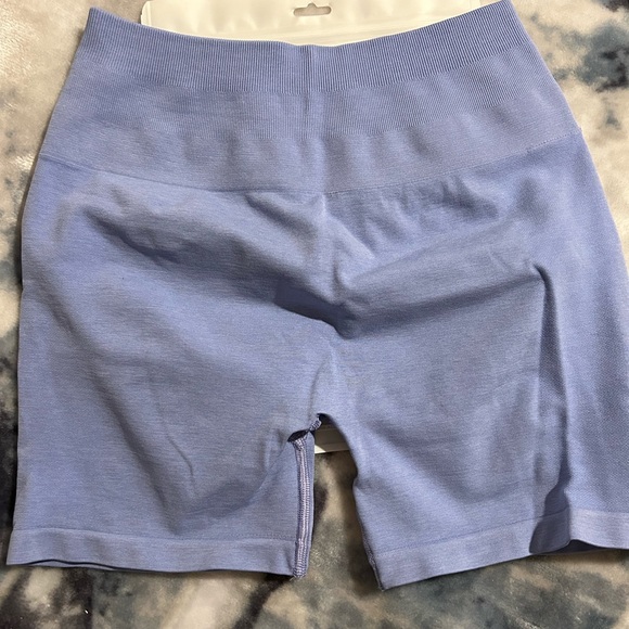 NWT Alphalete Amplify Short - Picture 4 of 8